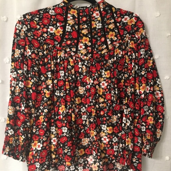 Zara Tops - Zara shirt